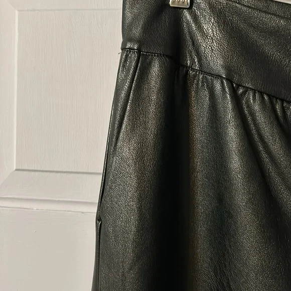 Commando Faux Leather Joggers - Picture 3 of 6